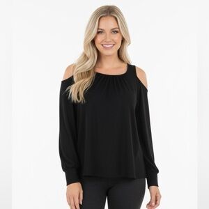 She + Sky small black top